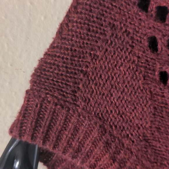 Ruby Open Knit 3/4 Sleeve Sweater - Picture 11 of 12